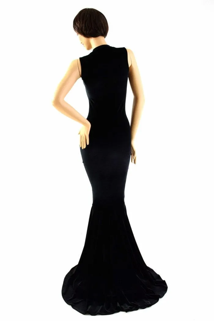 Black Velvet Sleeveless Gown