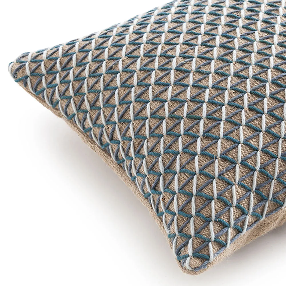 Espacio Raw Pillow