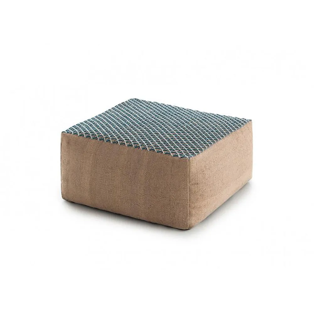 Espacio Raw Small Ottoman