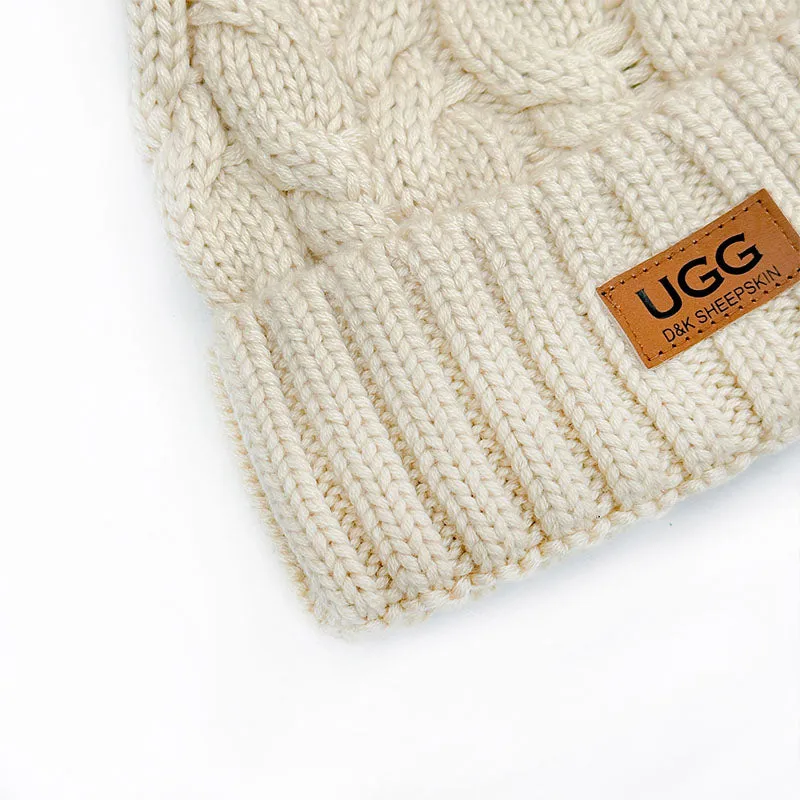 UGG Platinum PomPom Beanie